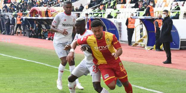 Yeni Malatyaspor, evinde Antalyaspor’a boyun eğdi