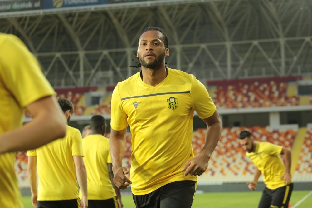 Yeni Malatyaspor, Olimpija Ljubljana maçının taktiğini çalıştı 