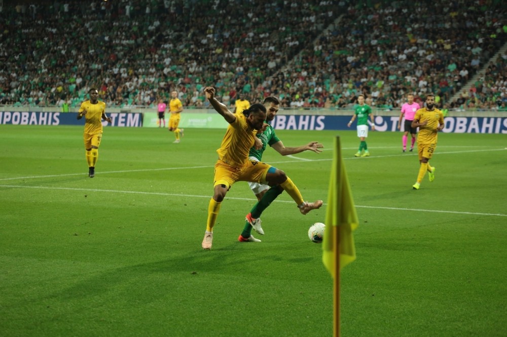 Yeni Malatyaspor UEFA Avrupa Ligi’nde bir üst tura yükseldi 