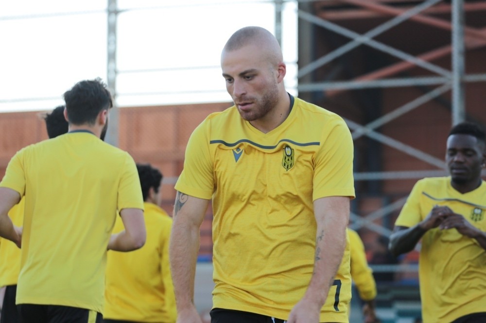 Yeni Malatyaspor’a Gökhan Töre’den kötü haber 