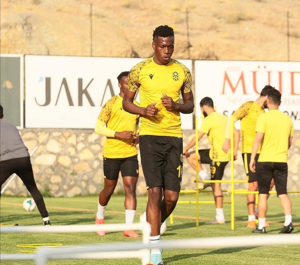 Yeni Malatyaspor’da bütün hesaplar 3 puan üzerine 