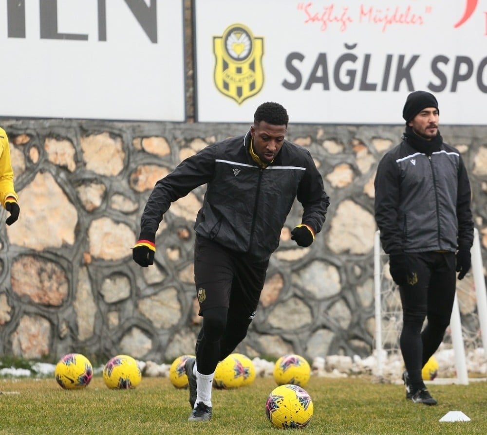 Yeni Malatyaspor’da kupa mesaisi başladı 