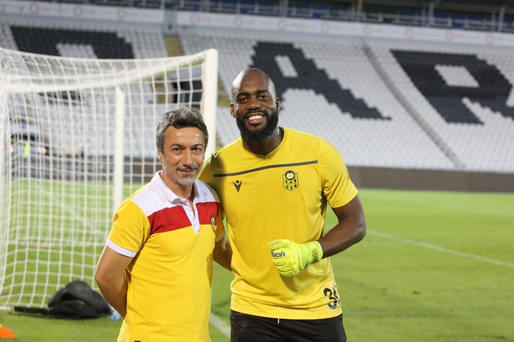 Yeni Malatyaspor’da M. Başakşehir maçındaki futbol memnun etti 