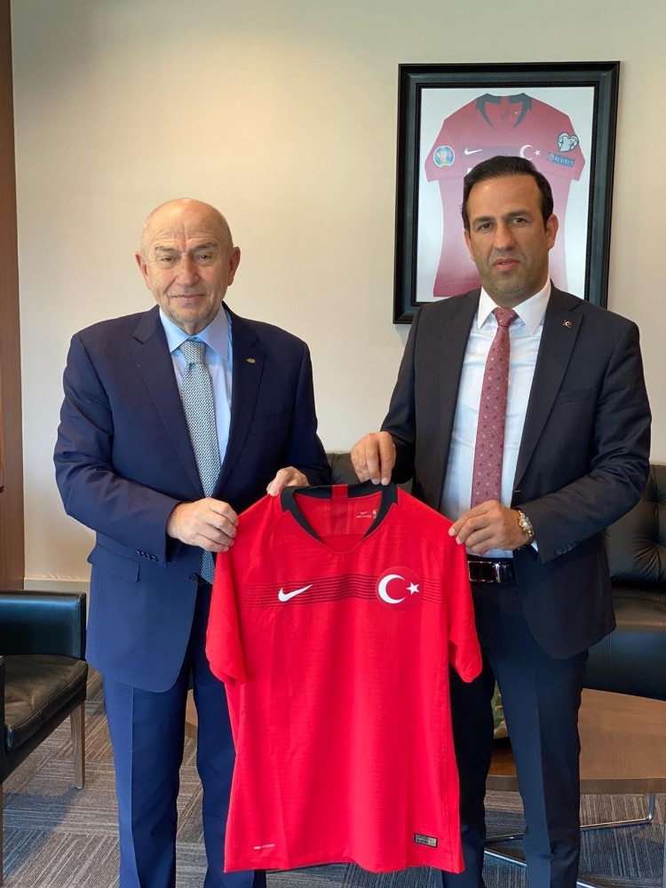 Yeni Malatyaspor’dan TFF Başkanı Özdemir’e ziyaret 