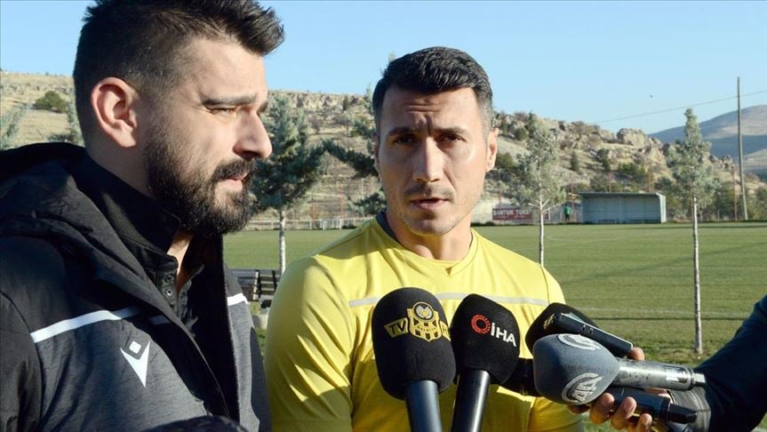 Yeni Malatyasporlu Jahovic: Fenerbahçe maçını kazanıp, üst sıralara çıkacağız