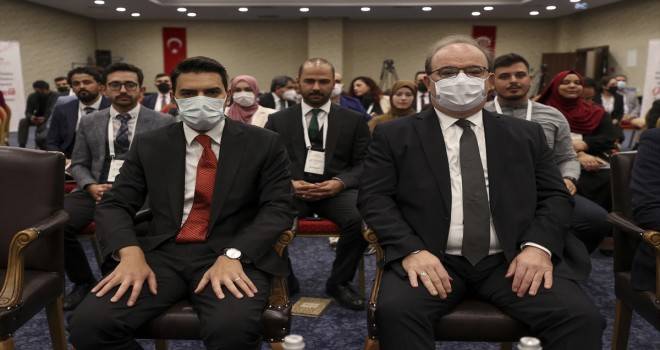 Yeni neslin sorunları masaya yatırıldı