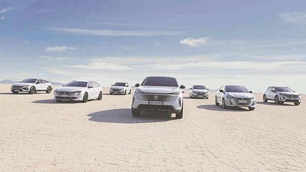 Yeni Peugeot E-3008 8 yıl veya 160 bin km garantiyle yola çıkacak! Peugeot tarih yazacak