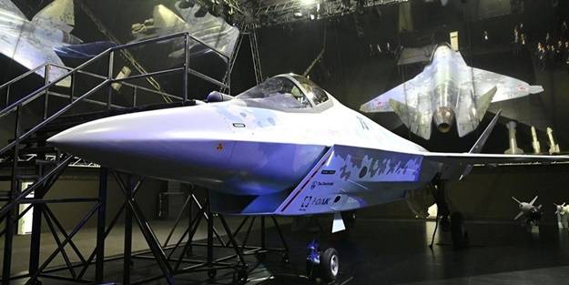 Yeni Rus uçağını F-35 ile kıyasladı: Çok daha uygun