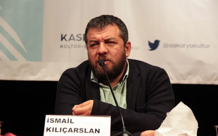 Yeni Şafak yazarından olay 