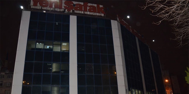 Yeni Şafak'a molotoflu ve silahlı saldırı