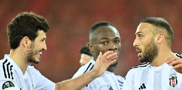 Yeni sözleşmelerini alelacele ortaya çıkardılar! Herkes şaşkın: Gündeme oturacak çıkış bu olsa gerek! Resmen ilan ettiler…