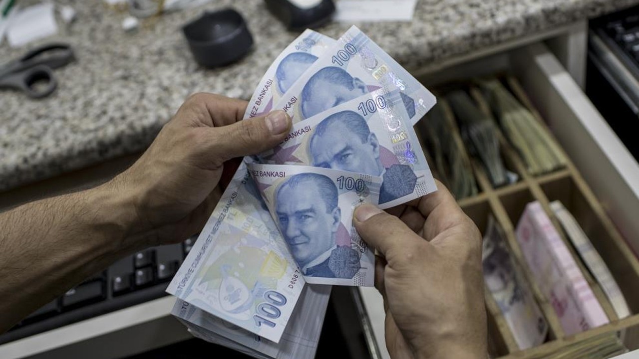 Yeni yılda asgari ücret tahmini belli oldu