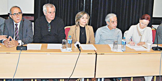 Akit’in soruları CHP’lileri panikletti