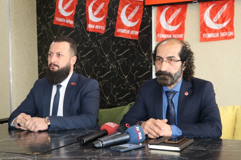 Yeniden Refah Partisi basınla bir araya geldi 