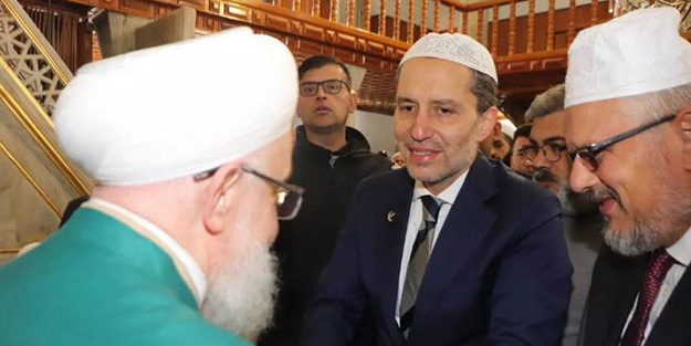 Yeniden Refah Partisi Lideri Fatih Erbakan'dan dikkat çeken ziyaret