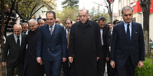 Yeniden Refah Partisi'nden AK Parti'ye son ittifak teklifi: Ümitli değiliz ama o dört yeri istiyoruz