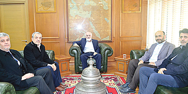 Yeniden Refah Partisi’nden Akit’e ziyaret