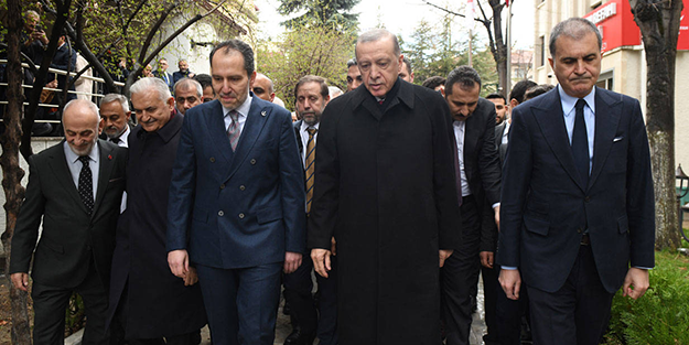 Yeniden Refah'tan gündemi altüst edecek ittifak kararı! 'Duyunca çok şaşıracaksınız' diyerek açıkladılar