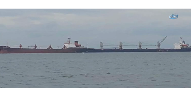 Yenikapı açıklarında iki gemi çarpıştı