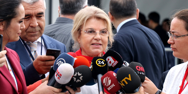 Yenikapı mitinginde Tansu Çiller sürprizi!