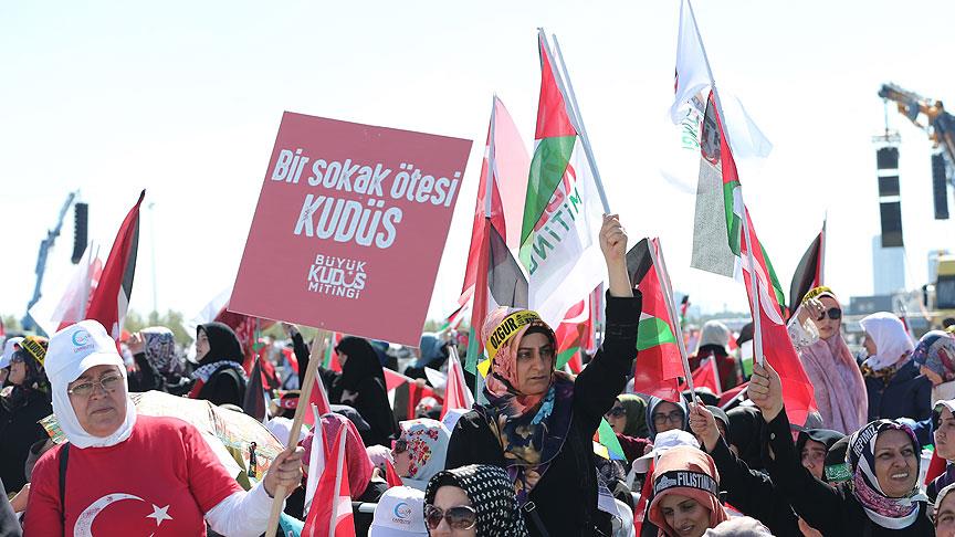 Ümmet Kudüs için Yenikapı'da kıyama durdu