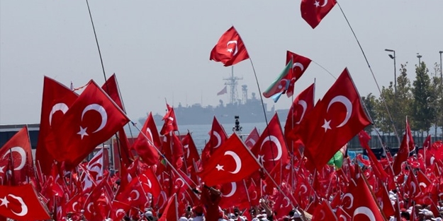 Darbecilerin kaçırdığı savaş gemisi de orada!