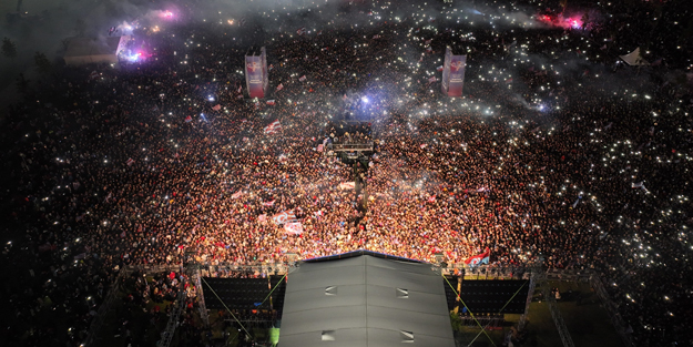 Yenikapı'da muhteşem görüntü! Trabzonspor’un şampiyonluk kutlaması havadan görüntülendi