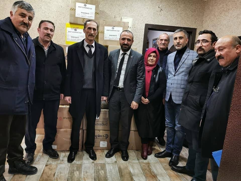 Yenimahalle MHP’den depremzedelere yardım eli 