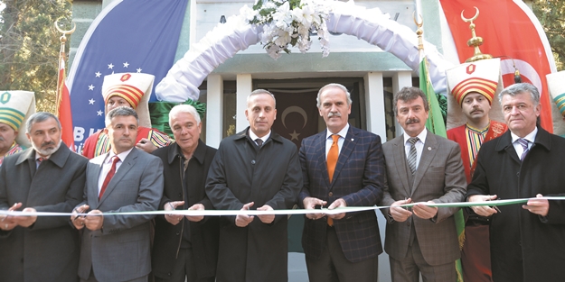 Yenişehir Aydın Bey Türbesi restore edildi