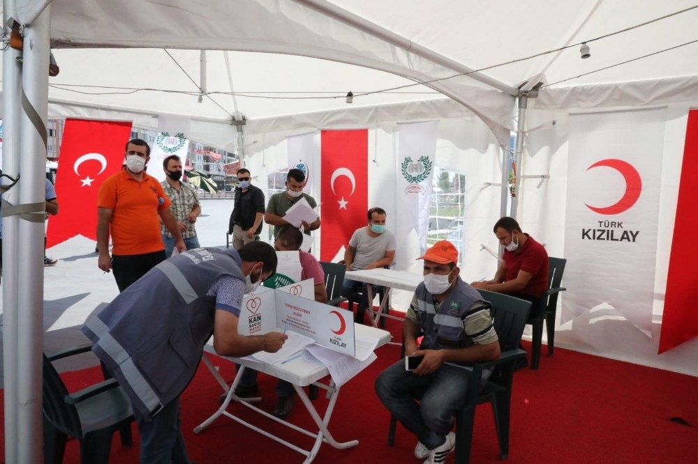 Yenişehir Belediyesinden kan bağış kampanyasına destek 