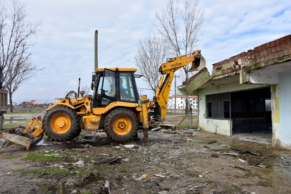 Yenişehir Biber Pazarı yıkılıyor 