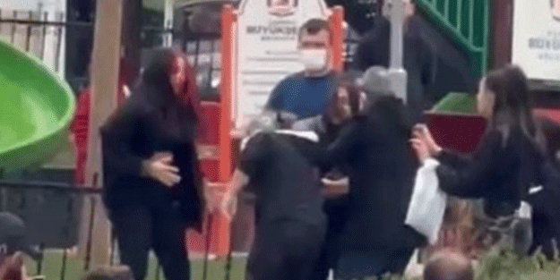 Yer: Denizli! Genç kızlar kendilerini durduramadı
