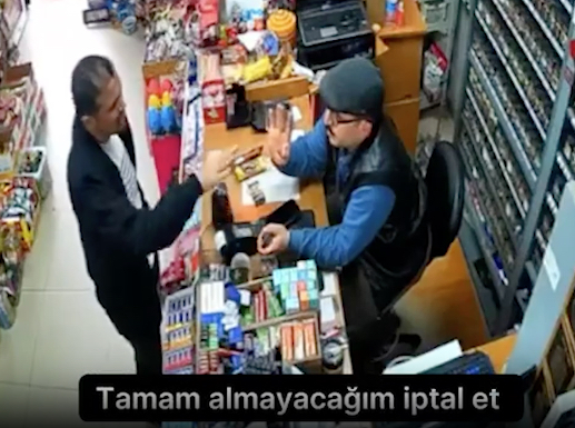 Yer Esenyurt! Markette akılalmaz görüntüler! Sen manyak mısın be adam