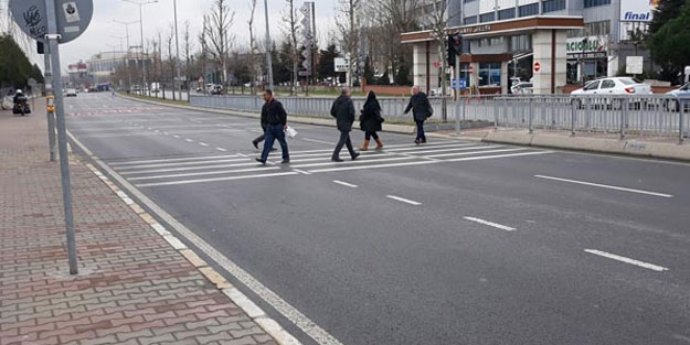 100 metre yürümemek için yeni yol buldular