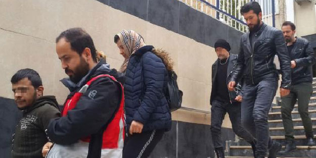 Yer: İstanbul-Esenyurt! Sahte sikkeyle dolandırıcılık yaparken enselendiler