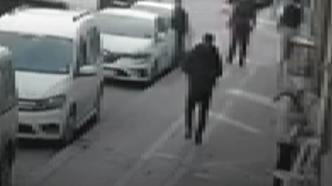 Yere düşen cüzdanı çaldı: Sosyal medyada yayınlanınca bakı ne yaptı!