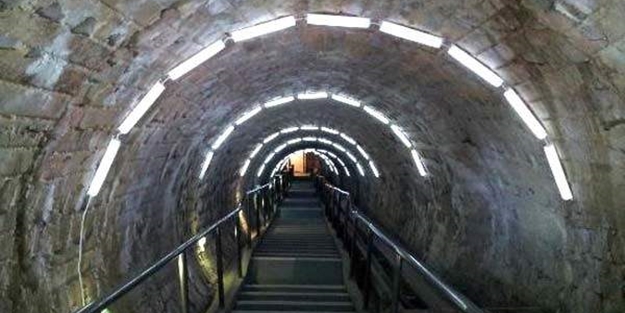 Yerin 200 metre altında muhteşem park