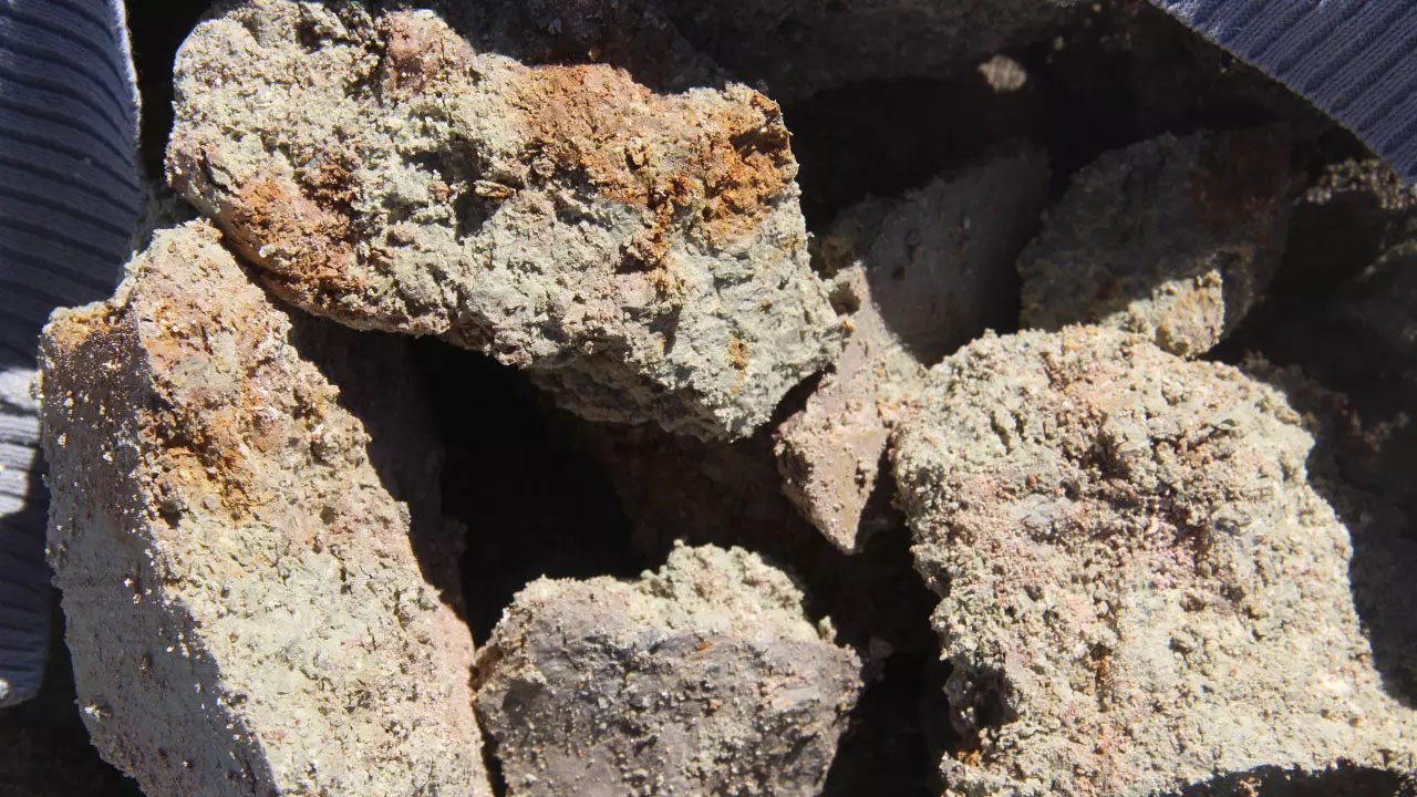 Yerin altından çıkarılan bin yıllık şifa! Saç, cilt, egzama ve mantar hastalıklarını kontrol altına alıyor