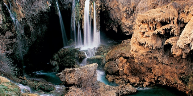 Saklı Cennet: Yerköprü Mağarası