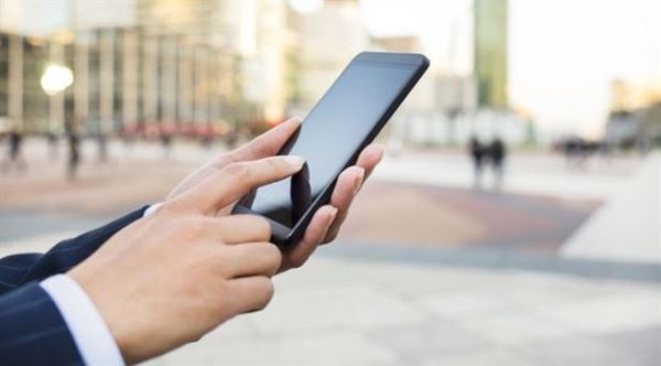 Yerli cep telefonu üreticilerine ithalat kolaylığı