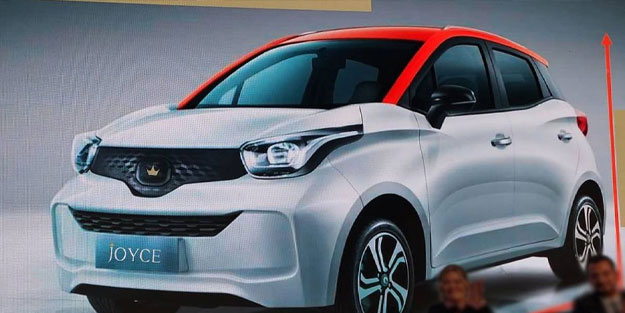 Yerli elektrikli otomobil tanıtıldı! Togg'un yarı fiyatı