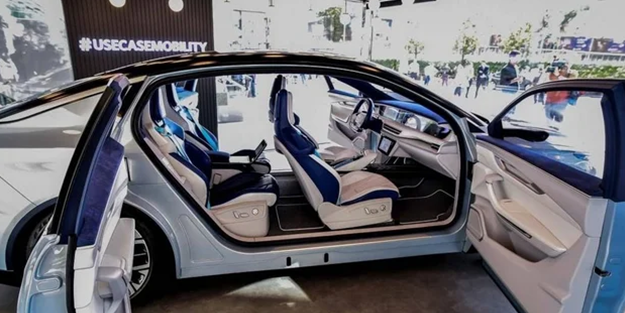 Yerli otomobil İstanbul'da görücüye çıktı! Görenler hayran kaldı