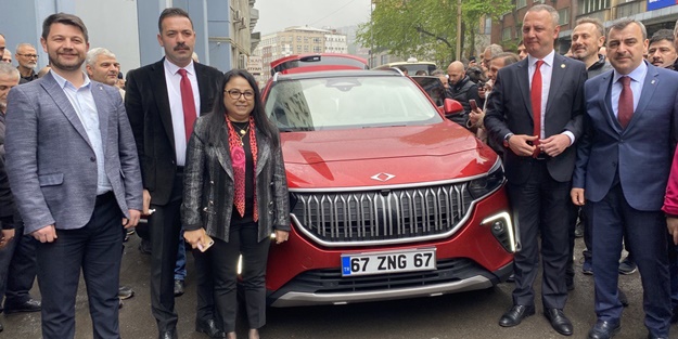 Yerli otomobil TOGG Zonguldak'ta görücüye çıktı