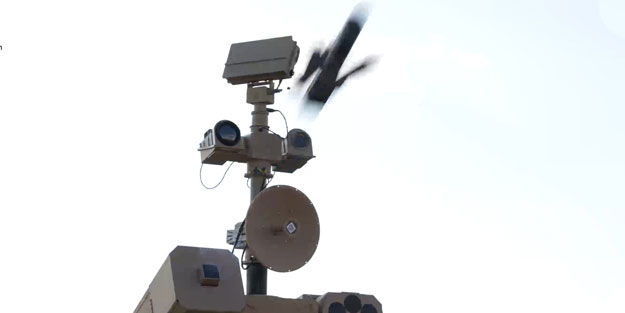 Yerli savunma şirketinden büyük başarı! Dron ile dron vurdular