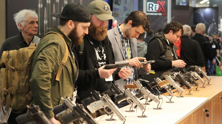 Yerli silahlara dünyadan ilgi