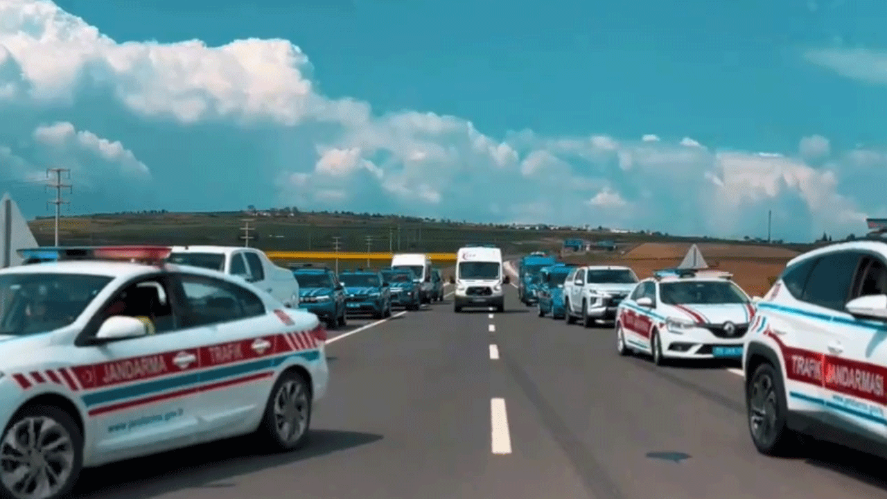 Yerlikaya’dan sürücülere hayati uyarı: Yarın o ambulans sizin için de yola çıkar!