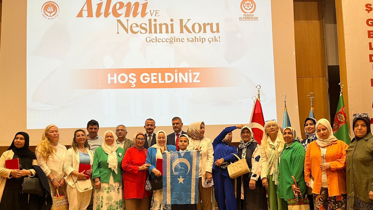 Yesevi Alperenler’den aile seferberliği çağrısı: “Aileni ve neslini koru, geleceğine sahip çık!”