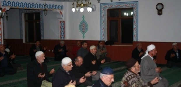 Yeşil Cami'de hatim programı düzenlendi