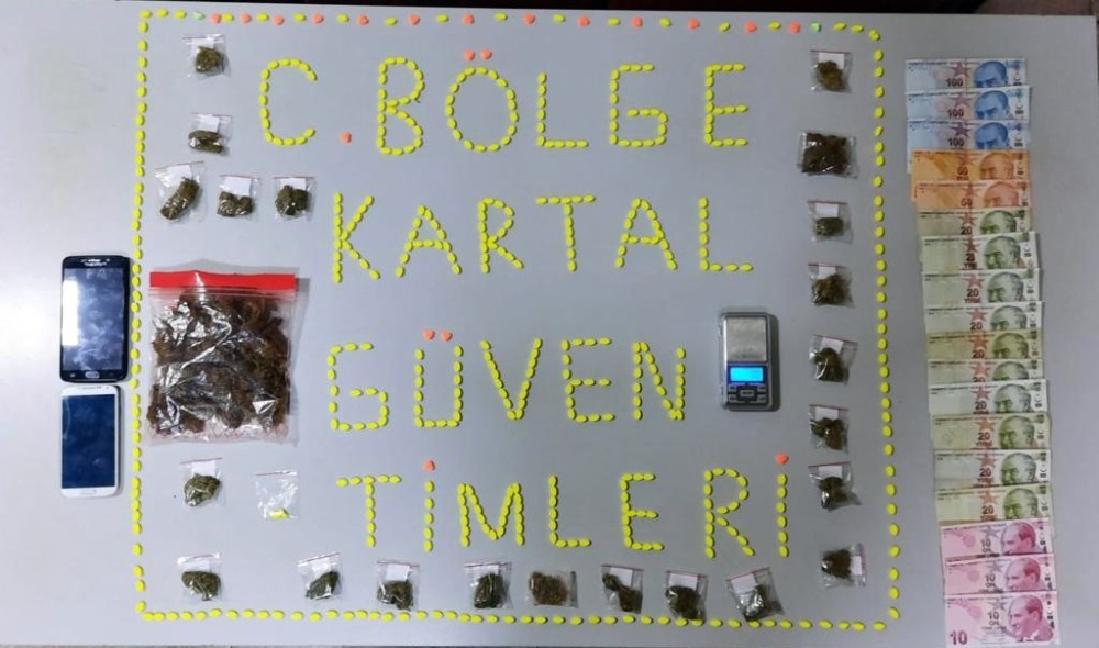 ‘Yeşil çay’ parolasıyla uyuşturucu satan şahsa operasyon 