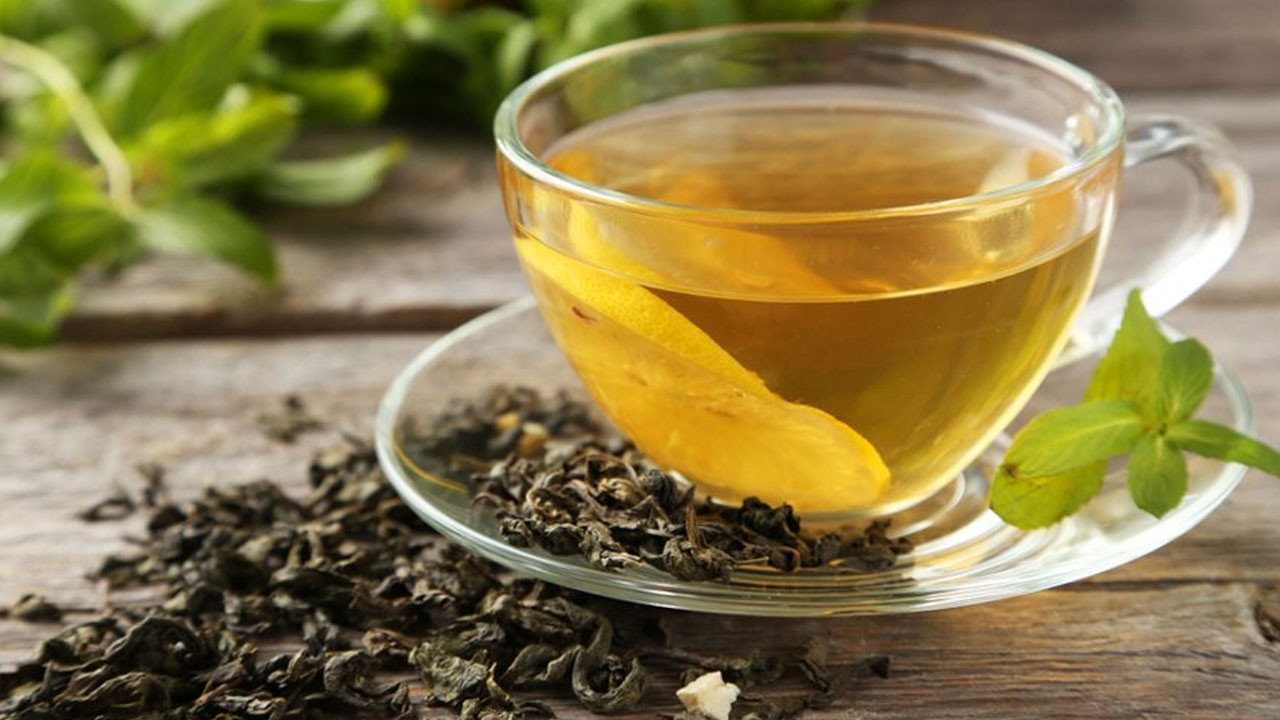 Yeşil çay: Sudan sonraki en sağlıklı içecek!